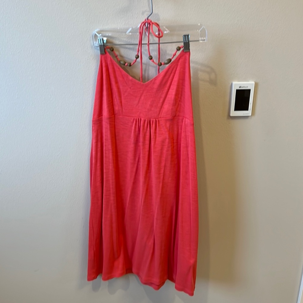 Beautiful coral Tommy Bahama beaded halter tie dress. Size large